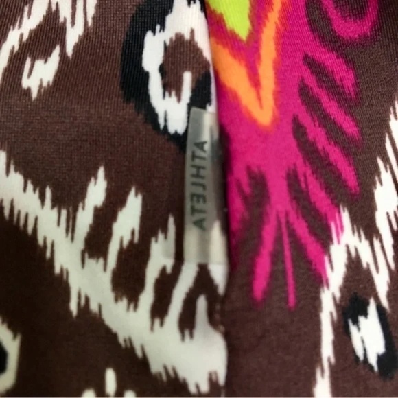 Athleta | Multicolored Ikat Print T-Back Compression Tank Top, Large - Picture 5 of 7